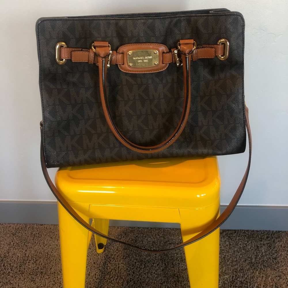 Michael Kors Signature Tote
